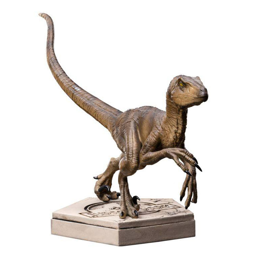 Estátua dos ícones do Jurassic Park